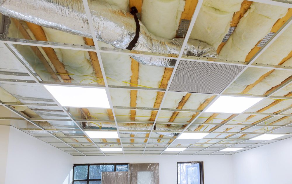 Astuces pour réussir l'isolation d'un plafond dans une maison