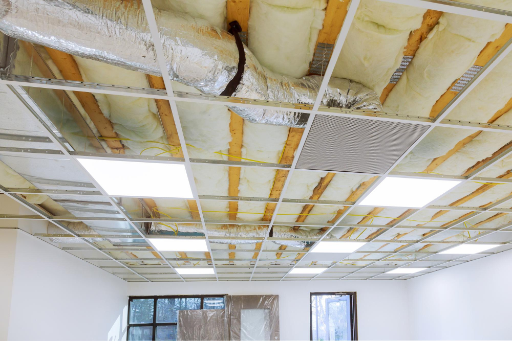 Astuces pour réussir l'isolation d'un plafond dans une maison